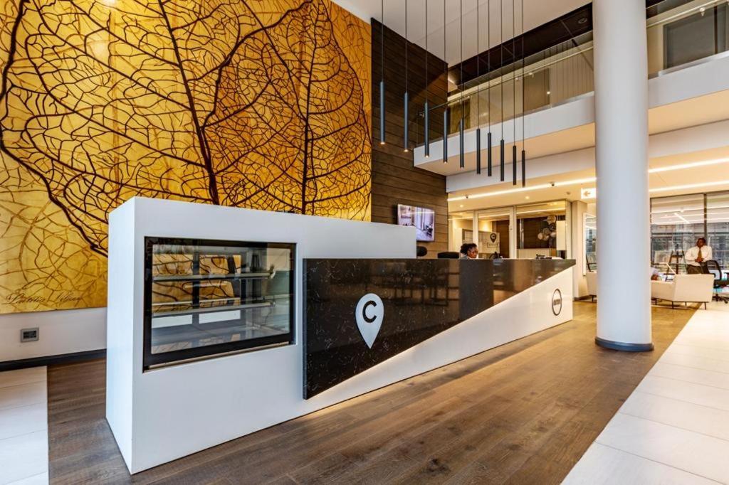 Menlyn Maine Residence Unit 1419 Pretoria-Noord Extérieur photo